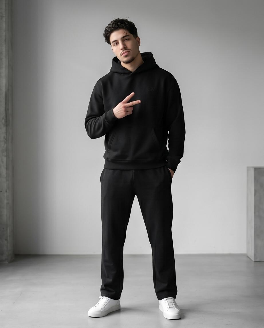 MV Essential Jogger - Black