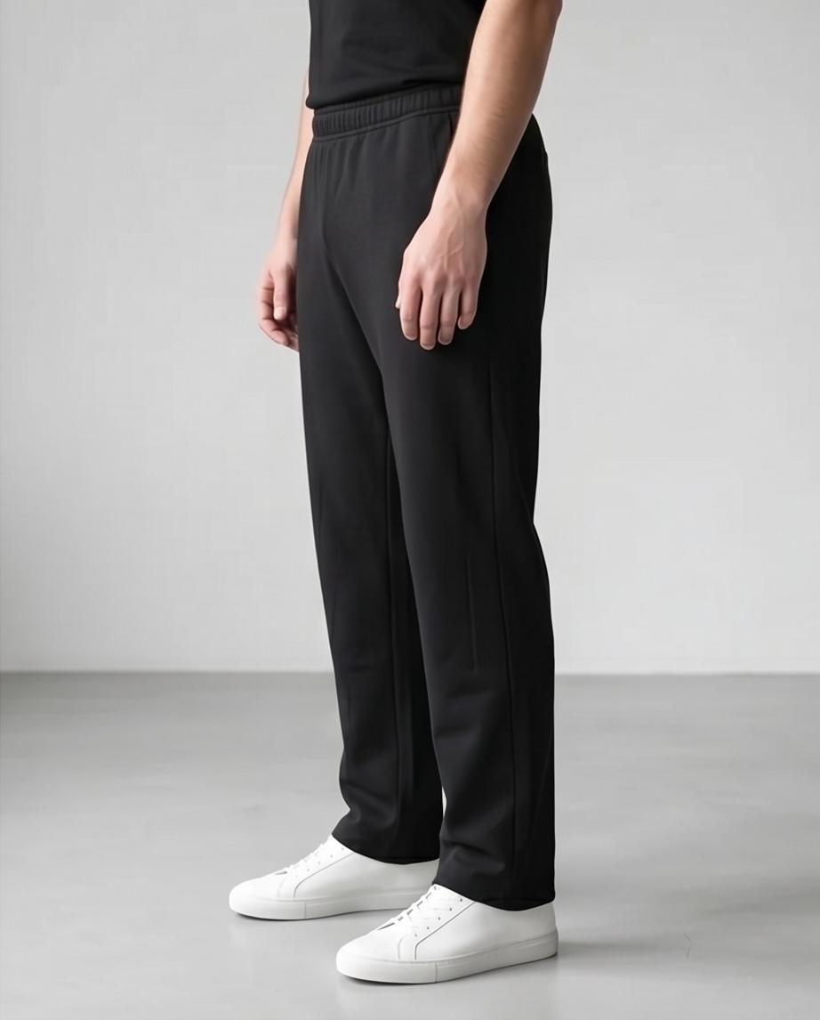 MV Essential Jogger - Black