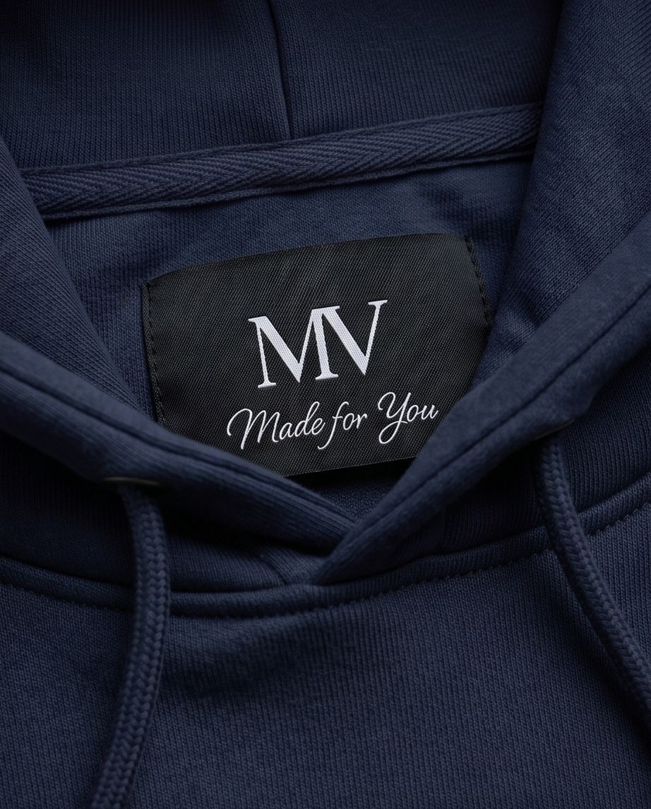 MV Essential Hoodie – Dunkelblau